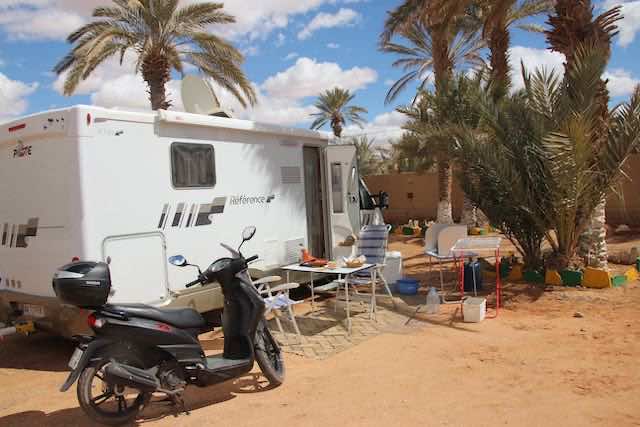 0786 Maadid camping chez Karla