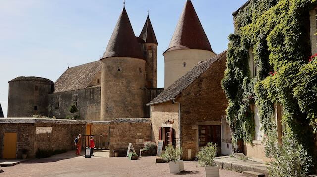 09/25 0178 Châteauneuf en Auxois