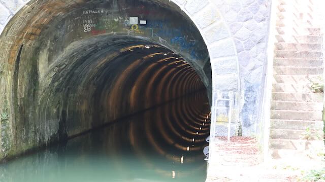 09/25 0196 souterrain du canal de Bourgogne