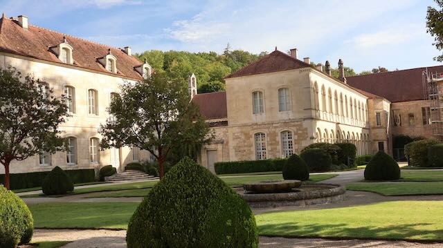 09/25 0277 Abbay de Fonteney