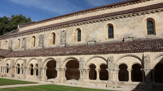 09/25 0287 le cloître