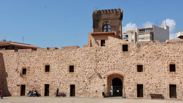 01 26 0333 chateau Forteresse