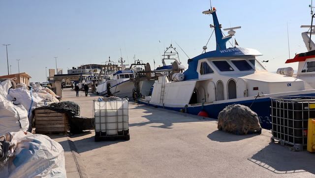 01 26 0359 Santa Pola Port de pêche
