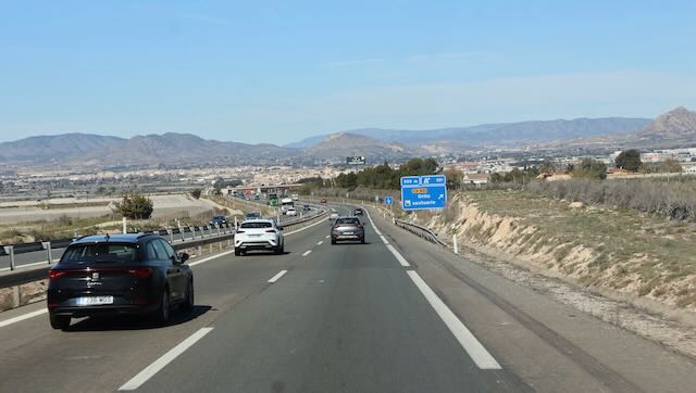 01 26 0533 route Elche La Pobla de Farnals