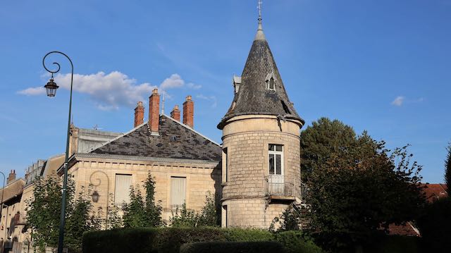 8 25 OO25 Scey Saone