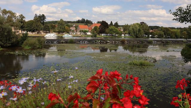 8 25 OOO4 Scey Saone