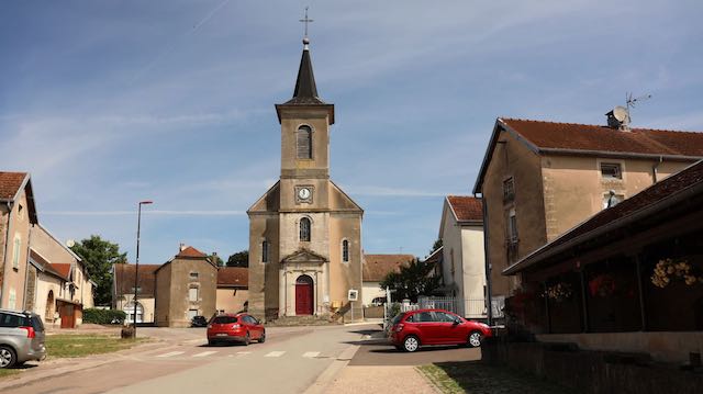 8 25 OOO9 Scey Saone