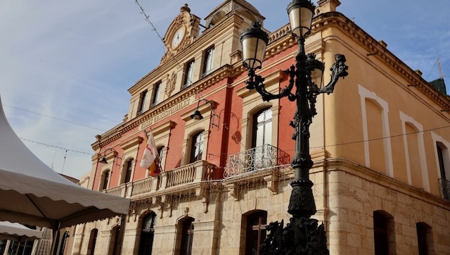 01 26 0010 Hotel de ville Mazarron